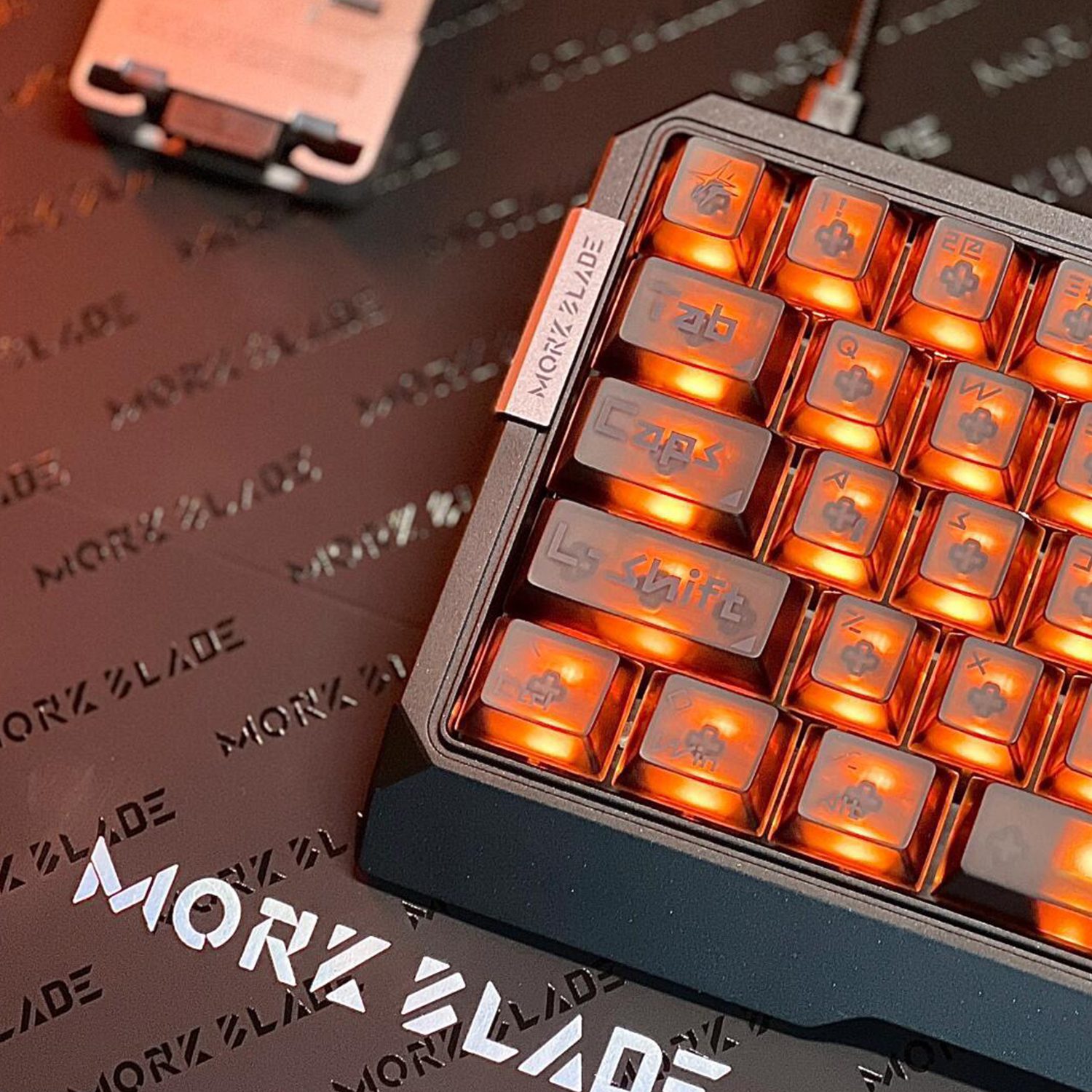 MorkBlade x AULA コラボモデル MK60 レッド MorkBlade x AULA コラボモデル MK60 レッド MorkBlade x AULA